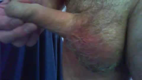 Snapshot of 2_small_4u chatting on 1, 10, 2025 2_small_4u online show from 1, 10, 2025