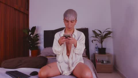 Snapshot of 2gays_1straight chatting on 31, 1, 2025 David and Yoel online show from 31, 1, 2025