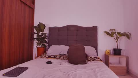 Snapshot of 2gays_1straight chatting on 1, 2, 2026 David and Yoel online show from 1, 2, 2026