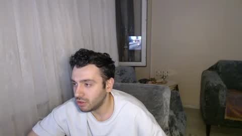 Snapshot of 2handsomeman chatting on 13, 6, 2026 Berk online show from 13, 6, 2026