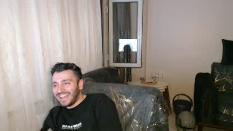 Snapshot of 2handsomeman chatting on 4, 7, 2026 Berk online show from 4, 7, 2026