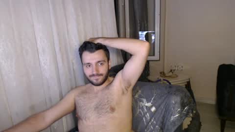 Snapshot of 2handsomeman chatting on 10, 7, 2026 Berk online show from 10, 7, 2026