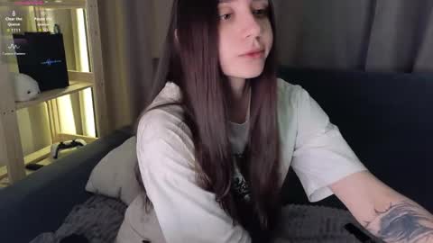 Lina       free control in pvt online show from 23, 4, 2026