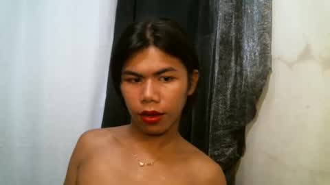 Snapshot of 2mella_reload chatting on 4, 10, 2025 MEL online show from 4, 10, 2025