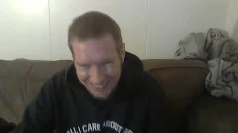 2small4you83 online show from 7, 3, 2025