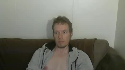 Snapshot of 2small4you83 chatting on 5, 5, 2026 2small4you83 online show from 5, 5, 2026
