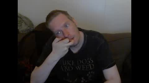 Snapshot of 2small4you83 chatting on 10, 6, 2026 2small4you83 online show from 10, 6, 2026