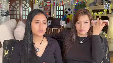Dalilah and Tarah online show from 25, 6, 2026