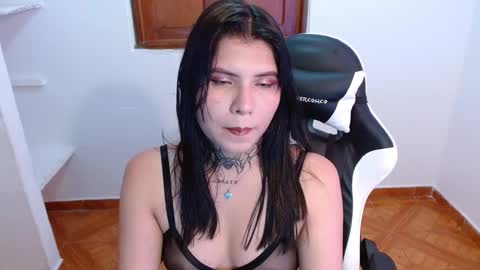 Snapshot of 3rika_gomez chatting on 13, 2, 2025 erika online show from 13, 2, 2025