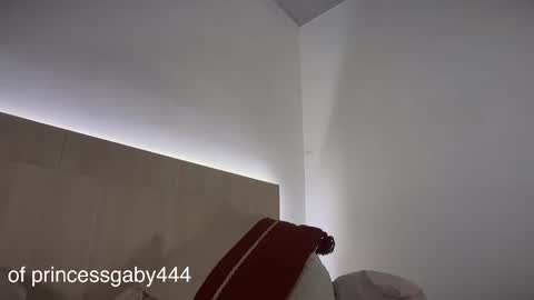 Gabriela  online show from 10, 10, 2025