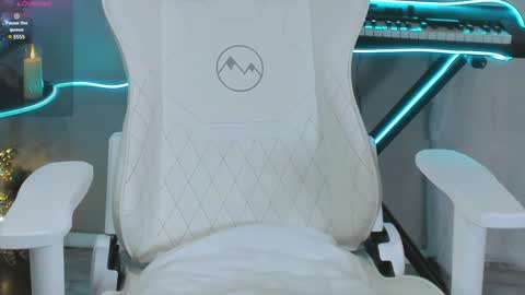 Andrew online show from 4, 12, 2024