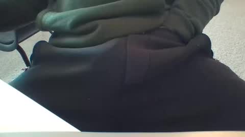 Snapshot of 4glz chatting on 2, 10, 2025 4glz online show from 2, 10, 2025