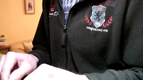 Snapshot of 64shorty chatting on 10, 1, 2025 64shorty online show from 10, 1, 2025