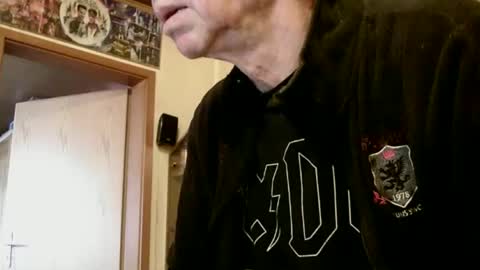 64shorty online show from 9, 6, 2026