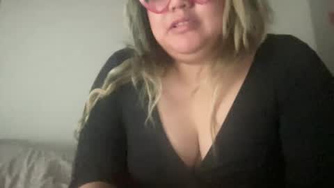 69candyflowers online show from 26, 1, 2025
