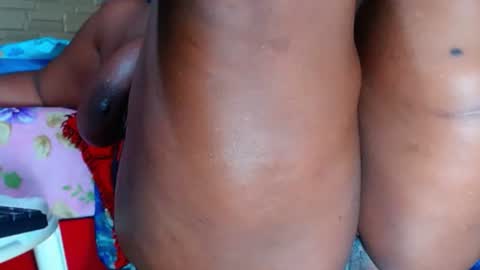 Snapshot of 69onebigkiss chatting on 21, 5, 2026 kendra1811 is my X networks I HOPE YOU FOLLOW ME THANKS online show from 21, 5, 2026