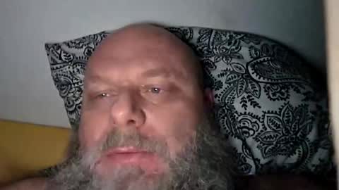 Snapshot of 69singledad79 chatting on 25, 10, 2025 69singledad79 online show from 25, 10, 2025