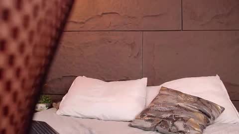 B R I E L A  online show from 30, 10, 2025