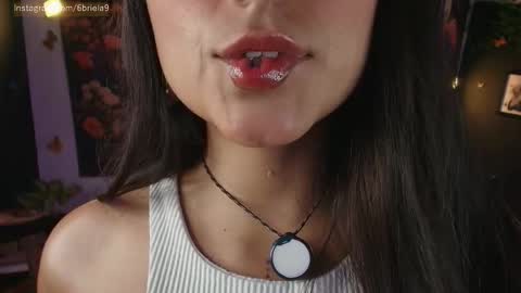 B R I E L A  online show from 2, 4, 2026