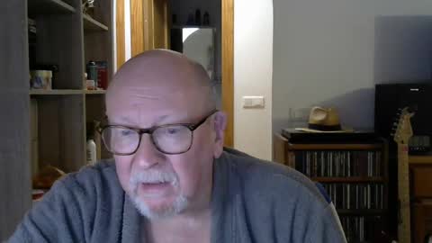  Papi  online show from 8, 12, 2024