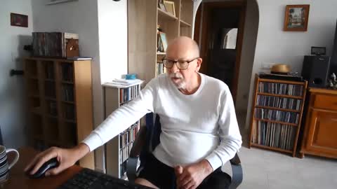  Papi  online show from 23, 4, 2026