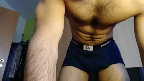 Snapshot of 8000zuerich chatting on 8, 1, 2026 Nicolas online show from 8, 1, 2026