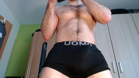 Snapshot of 8000zuerich chatting on 26, 2, 2026 Nicolas online show from 26, 2, 2026