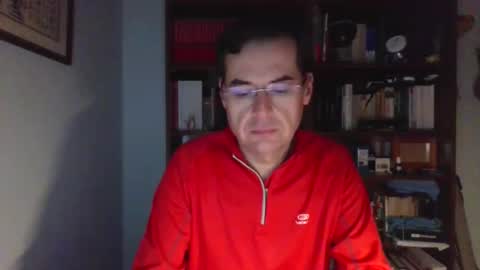 Snapshot of 8age chatting on 2, 12, 2025 8age online show from 2, 12, 2025