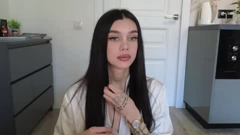 Snapshot of 9west chatting on 2, 5, 2026 KARINA online show from 2, 5, 2026