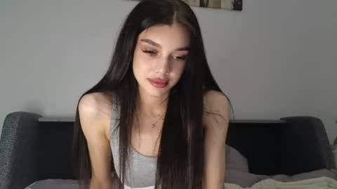 Snapshot of 9west chatting on 12, 6, 2026 KARINA online show from 12, 6, 2026