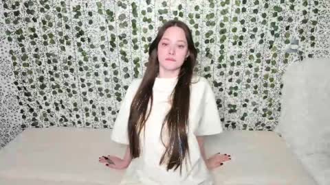 EMILY AND  MARCUS online show from 17, 2, 2025