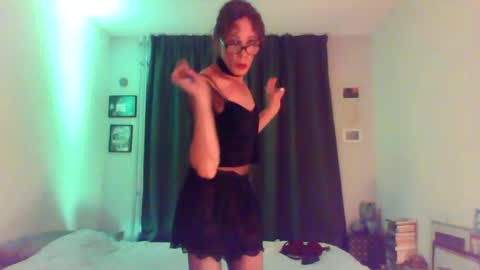 DeniceLovelace online show from 9, 8, 2026
