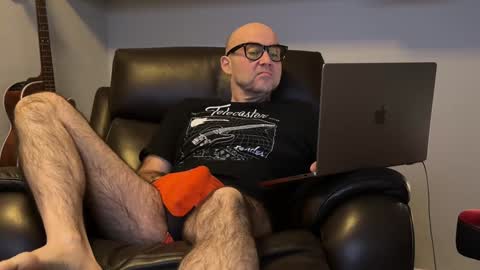 God Zeus online show from 3, 1, 2025