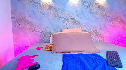  abby rouss online show from 21, 10, 2025