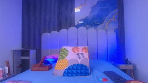  abby rouss online show from 15, 12, 2025