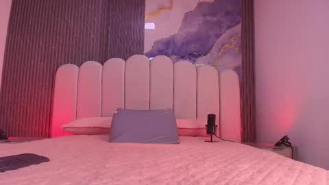  abby rouss online show from 23, 4, 2026