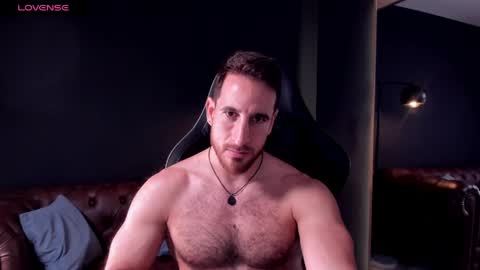 _adamcoper_ online show from 20, 4, 2026