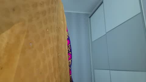 Adelle online show from 25, 4, 2026