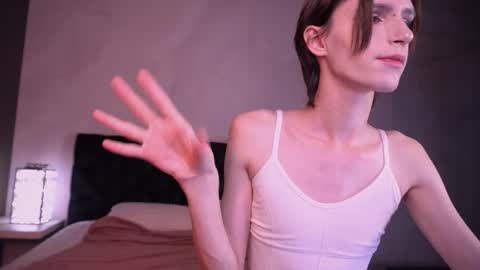 adrian online show from 3, 10, 2025