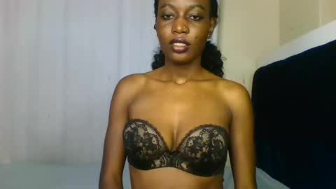 Snapshot of _africana4 chatting on 19, 5, 2026 africana4 online show from 19, 5, 2026