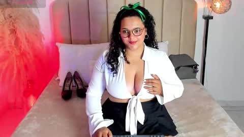 _aithanaa_ online show from 25, 9, 2025