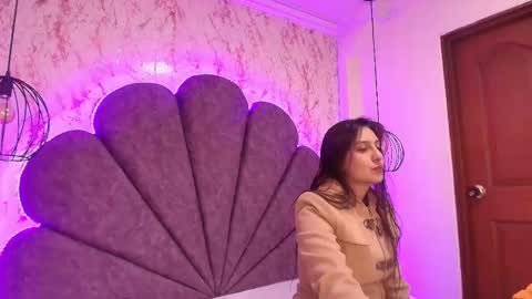  Alaia online show from 20, 9, 2025