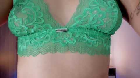 _alana_grey_ online show from 1, 6, 2026