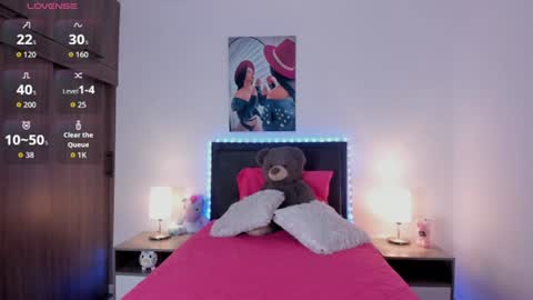 _alana_grey_ online show from 20, 6, 2026