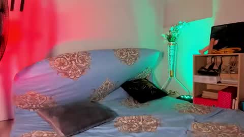  Alexa14 online show from 22, 4, 2026