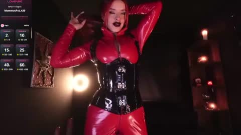 Miss Alice  My internet sucks these days see you soon online show from 17, 6, 2026