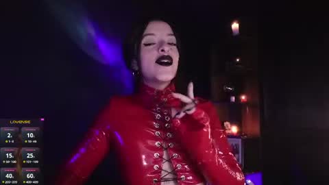 Miss Alice  My internet sucks these days see you soon online show from 19, 6, 2026
