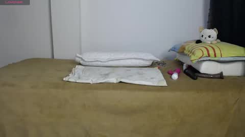 _alice_horny_ online show from 21, 4, 2026