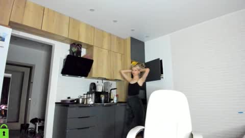 Gaylord online show from 17, 11, 2025