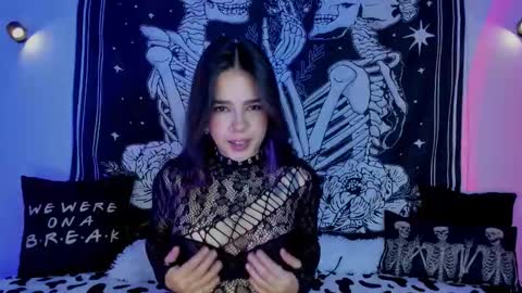 _alicesasha_ online show from 8, 2, 2026